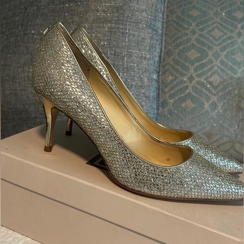 Ivanka Trump silver and gold pumps